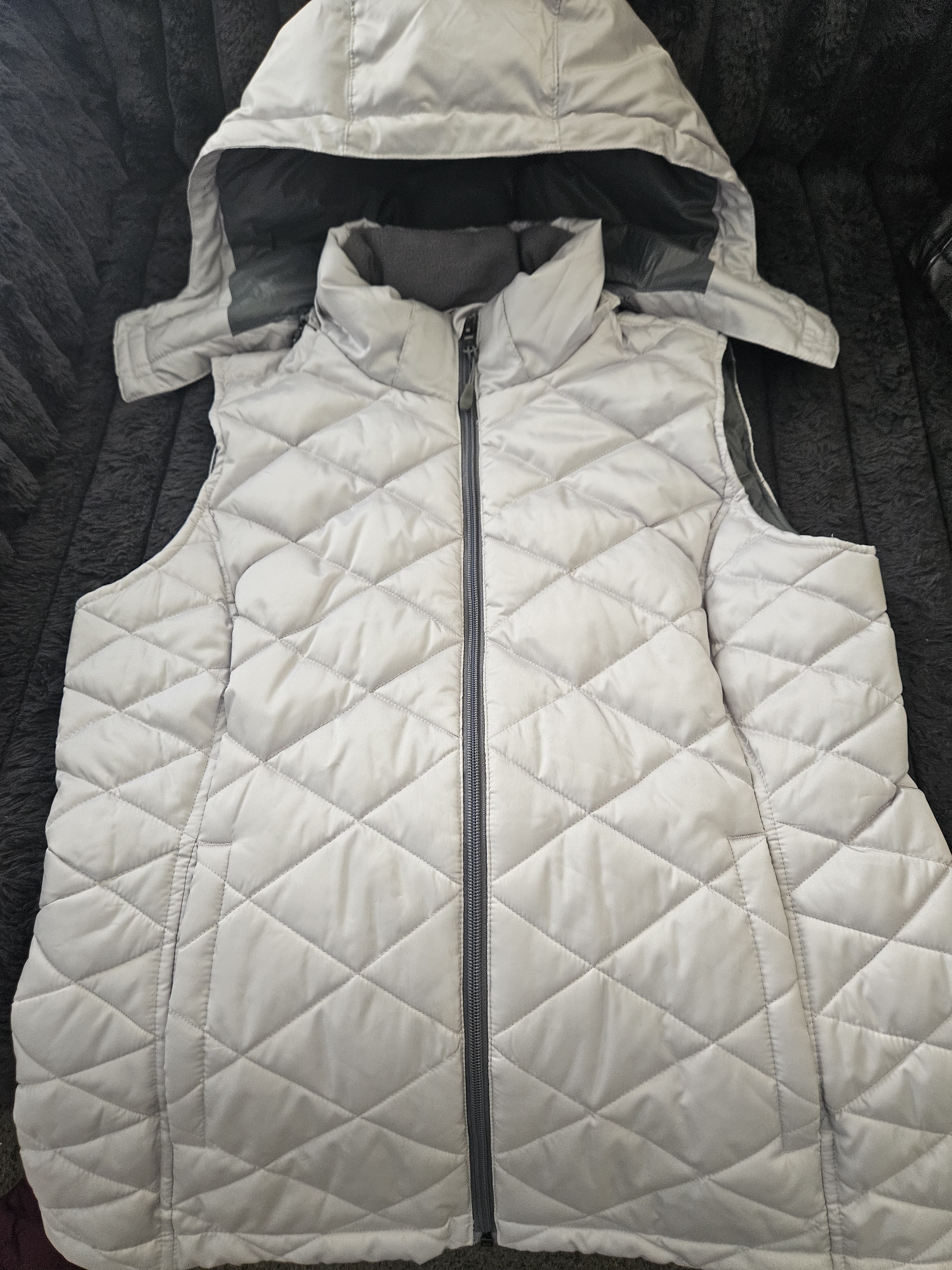 Tek Gear Light Gray Quilted Hooded Puffer Vest - Women's
